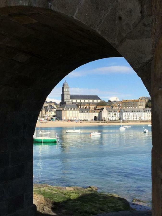 Logement Entier Saint Malo Vue Mer, Proche Ferry, Commerces Et Plage Solidor 50 M Exterior foto